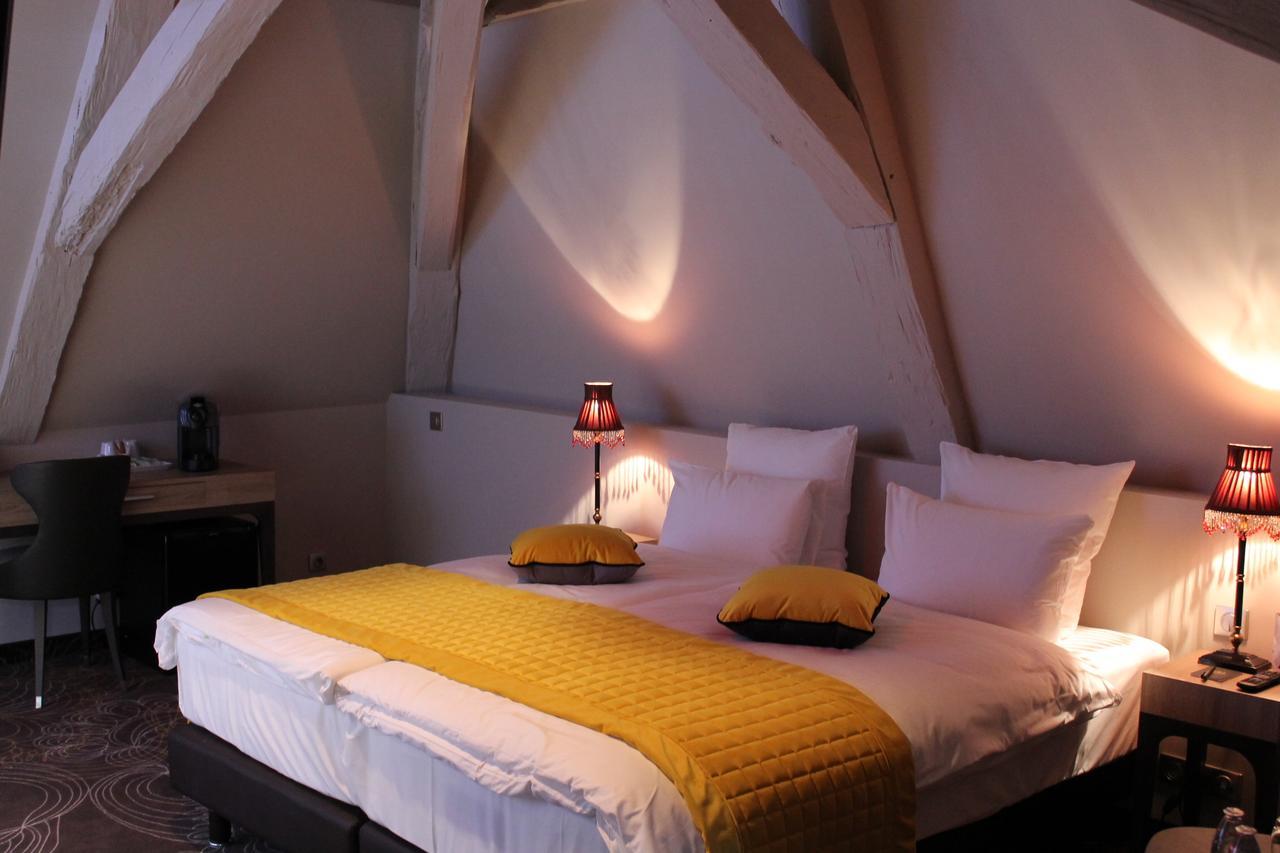 Hotel Restaurant L'Orchidee Ensisheim Bagian luar foto