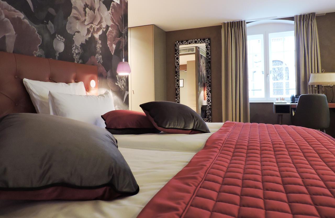 Hotel Restaurant L'Orchidee Ensisheim Bagian luar foto