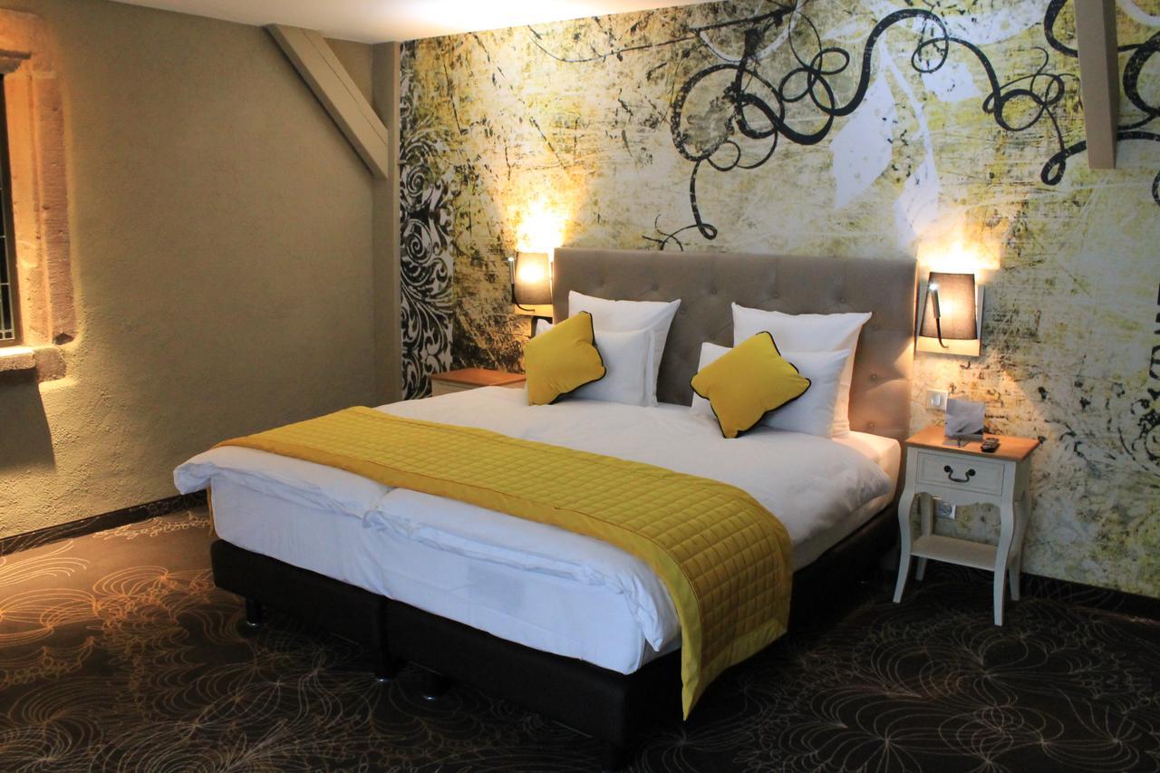 Hotel Restaurant L'Orchidee Ensisheim Bagian luar foto